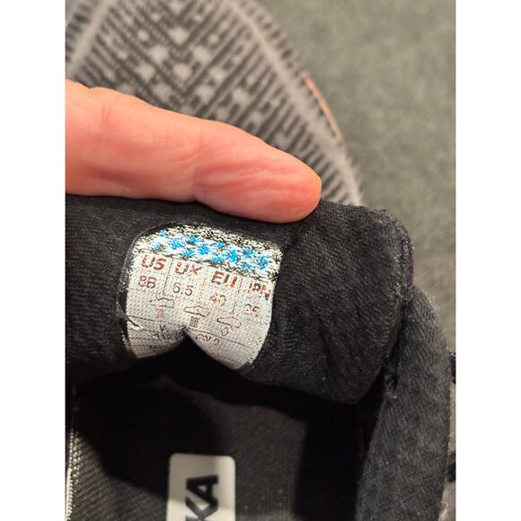 Hoka Clifton 9 running athletic shoes black gold lace up women’s 8B - Picture 6 of 10